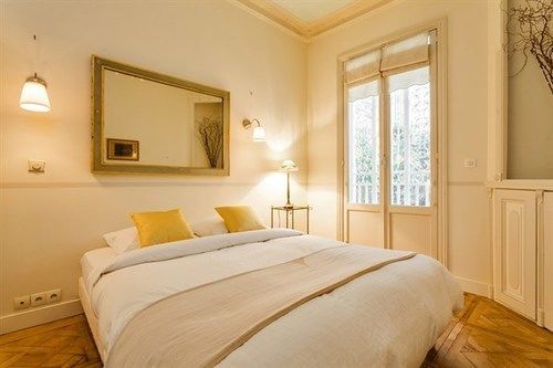 Apartment Designer - Eiffel Tower *